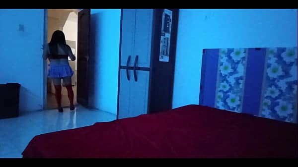 UNA HISTORIA DE TERROR – el hombre de blanco | Video porno de terror con temática de Halloween-chupa una gran polla y termina follando