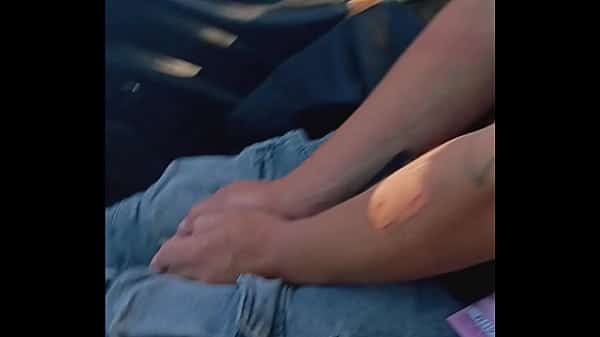 White Woman 27 yrs old got inside my car