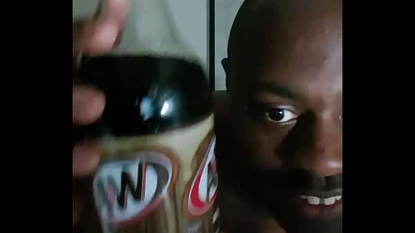 Who wants some caffeine free rootbeer soda beverage with rootbeer flavored anus for free 3