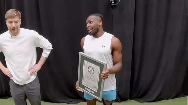 World’s Fastest Car Vs Cheetah!