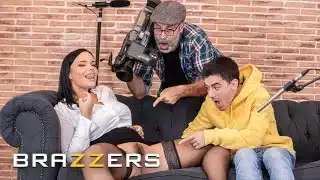 BRAZZERS – Hot News Reporter Sofia Lee Finds Out What’s Like To Get Fucked By A Big Pornstar