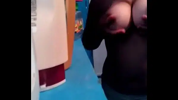 Puta me manda video x $$ 2