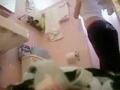 Smoking hot stunner with big tits shaves her pussy