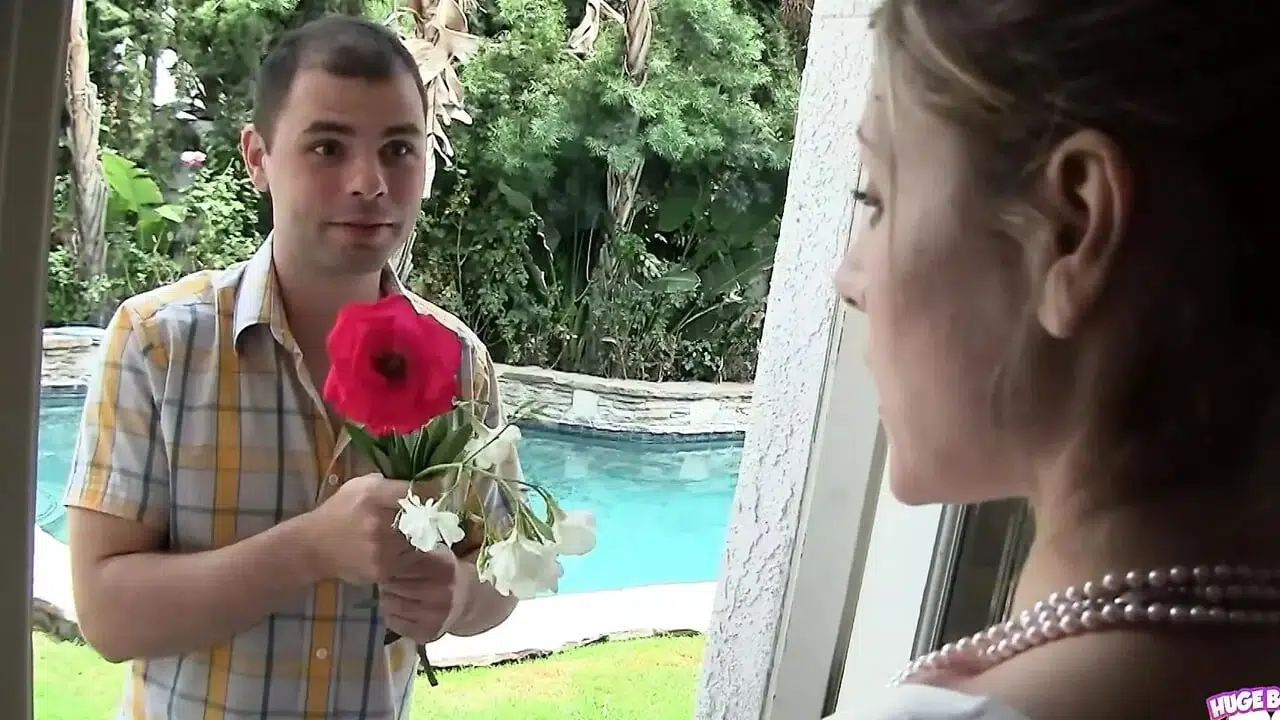 This fortunate man gets his asshole licked and cock fucked by MILF Velicity Von