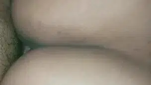 Bdo bank teller niyaya manood ng netflix ang security guard.thick pinay