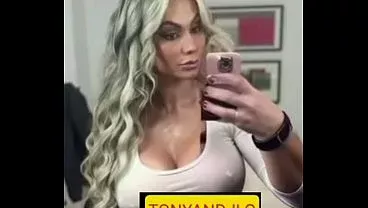 Blonde bodybuilder hot