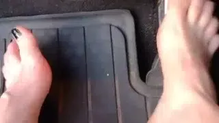 Pedal pumping in leggings pt 2