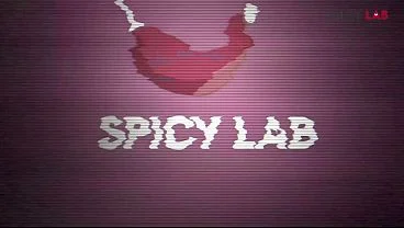 Big butt anal plug for slutty MILF