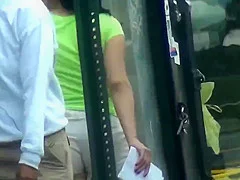 BronX Chica Grande Tetonas