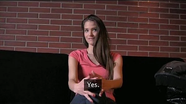 CASTING – Fake Agent tests out a new girl with fantastic body