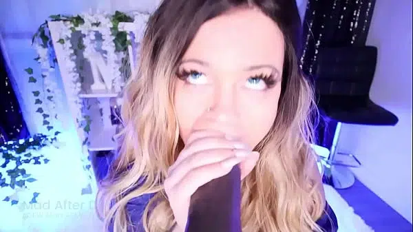 Crazy ASMR Characters – Cum See, She Does Everything!!