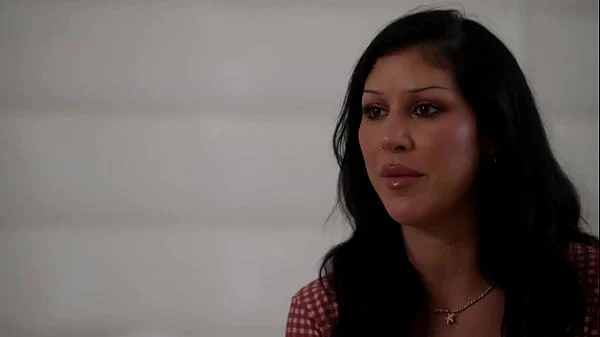 Delectable Cuties Queenie Sateen & Jane Wilde Get a Good Taste For Each Other’s Vaginas