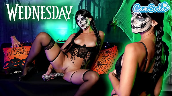Horny Wednesday Addams Masturbates Until Quivering Orgasm – Halloween Cosplay Special
