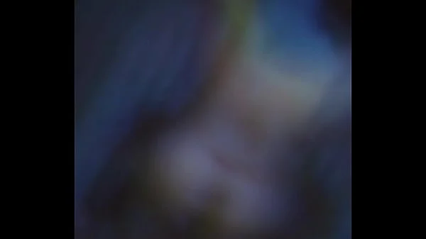 Hot wife pide verga y coge a desconocidos