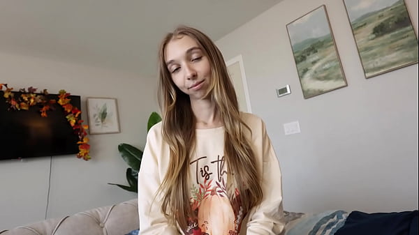 Little Step Sis Shows She’s Thankful – Breezy Bri