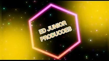 MARIDO CORNO VOLTA COM A ESPOSA PARA FUDER SEM CAMISINHA COM OS DOIS ATORES PORNOR( COMPLETO NO RED E NO SHEER)