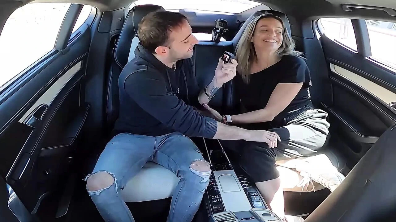 MILF Karla Tag Teamed In Threeway By Hung Guys In First Porn