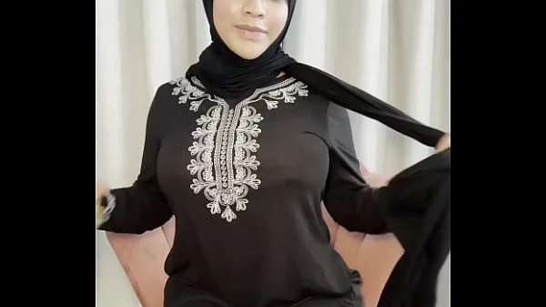 Naughty arab plays with her dildo in ramadan- Yasmina Khan