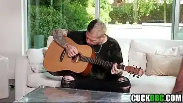 Rockstar cuckold watching wife DPed by BBCs