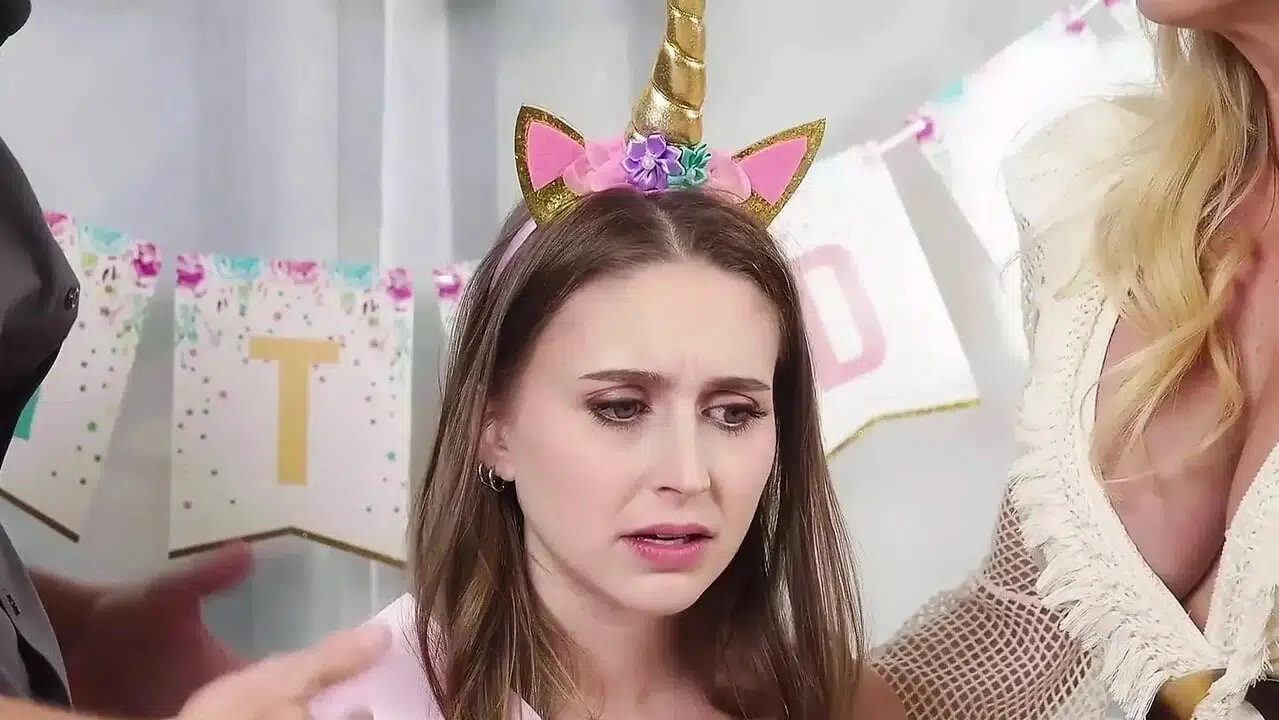 Step Mom Brandi Love Surprises Laney Grey With A Threesome For Her 18th Birthday – FamilyStrokes