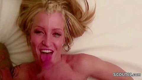 Teen 18+ Auf Der Party Abgeschleppt Und Im Sextape Gefickt