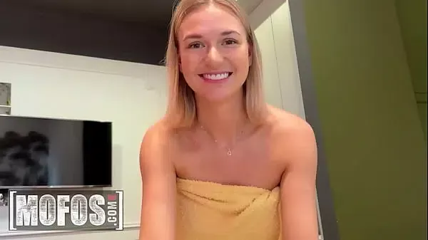 MOFOS – Melissa Gets Ready For Bed But First She Needs Her Asshole To Get Fucked By Her BF To Get A Better Sleep