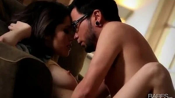 YouPorn – Beautiful brunette with perfect natural breasts has passionate sex