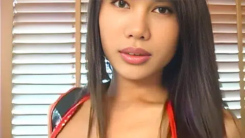 A Beautiful Asian Shemale Loves The Cock In Ass