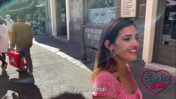 Cette latina adore les bites françaises