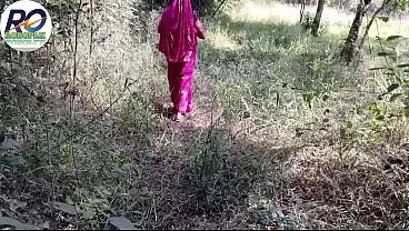 Desi village girlfriend came from her in-laws’ house to her parents’ house and got fucked in the forest, Hindi audio Claire Vais