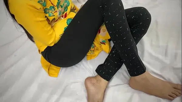 भारतीय हॉट देसी आंटी की चुदाई XXX