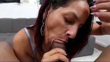 Fiz uma entrevista do sofá com o Loupan pra ver se eu seria aprovada. Parte 3