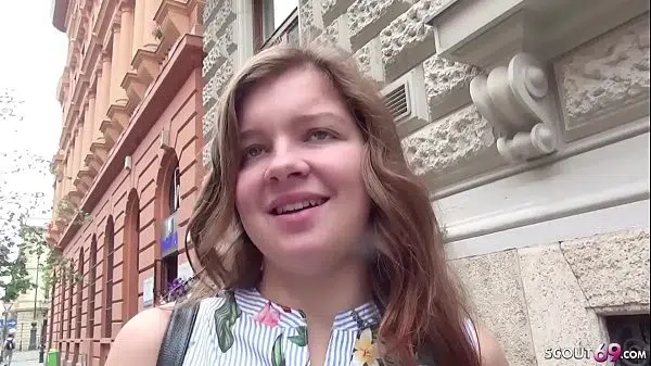 GERMAN SCOUT – ARSCHFICK fuer TEENY RENATA FOX BEI ECHTEM STRASSEN CASTING FUER TASCHENGELD