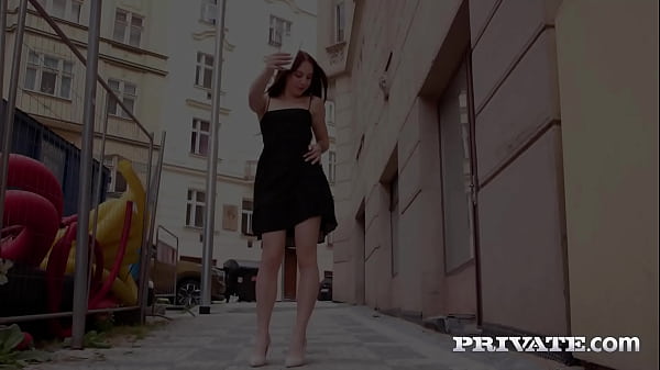 Hi, I’m Emma Evans and I’m all