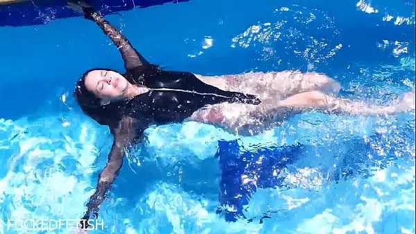 Latex body Underwater Jessica Bunny