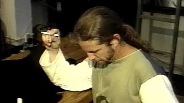 LBO – Mr Peepers Amateur Home Videos 90 – scene 3