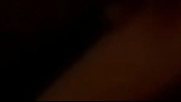 Morena gozando sozinha