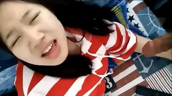 Película casera asiática por qué mi hermanita ama tanto la mamada