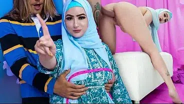 Your Boobs Under The Hijab Are Same Size As My GF (Stepmom)