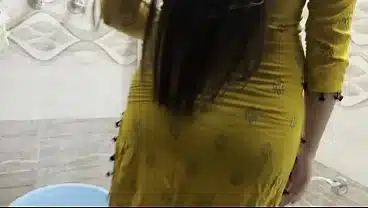 Fat desi Indian stepmom pissing and loudly farting and fucked by young stepson in washroom