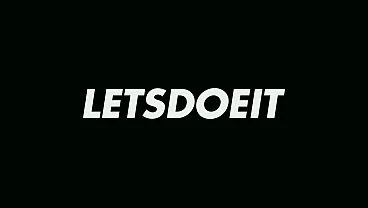Horny Hostel Adventure: Eveline Dellai Meets Black Stallion – LETSDOEIT
