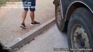 Maddy Kes – J’ai juste proposé une pipe filmée à ce routier ! Il m’a baisé devant son collègue