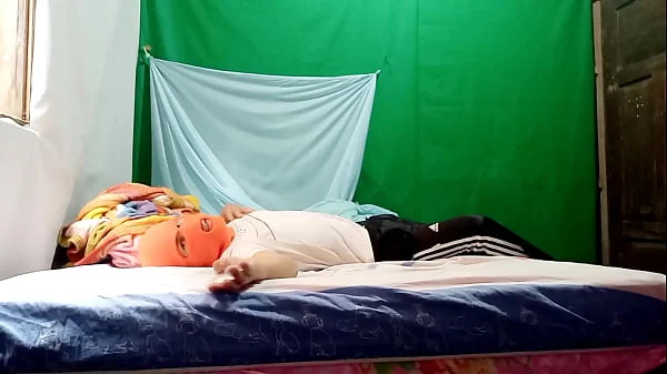 My stepfather is shopping!! Come, I invite you to have fun… let’s have a sleepover with masks and get dirty – REAL HOMEMADE PORN