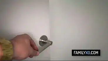 Sexy gets her pussy knocked by stepdad