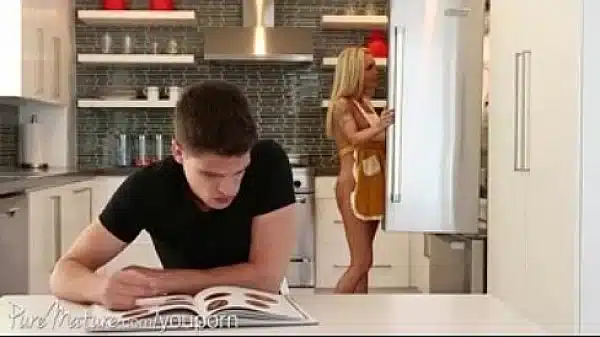 YouPorn – PureMature milf pounded in kitchen conve mpeg4