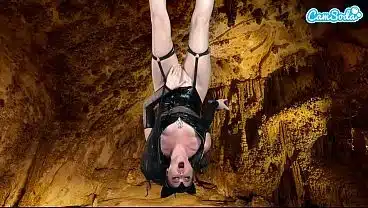 Camsoda – Hot Amateur Teen In Bat Costume Masturbates Upside Down Has Epic Orgasm