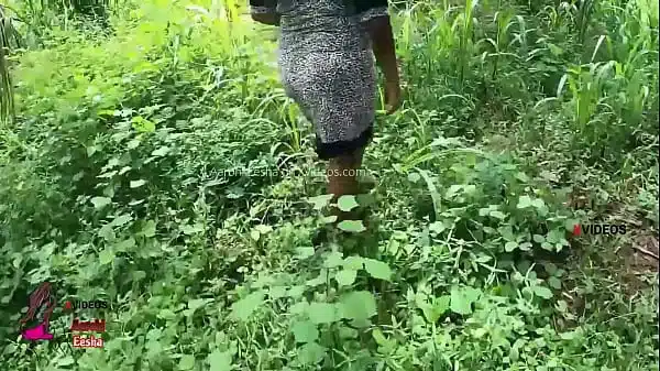 Desi aunty outdoor fuck