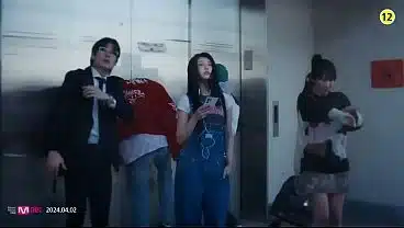 ILLIT (아일릿)  Lucky Girl Syndrome  Official MV(720P HD)