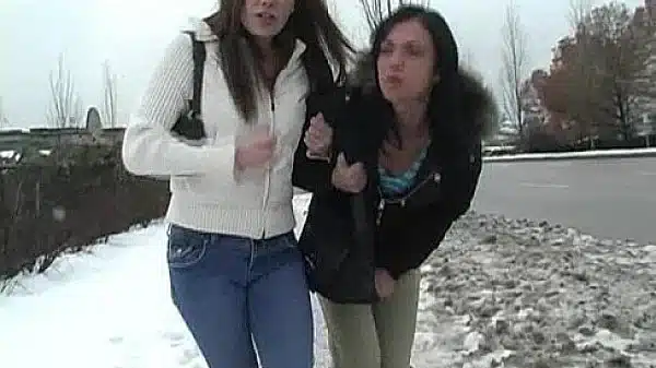 ineed2pee – mandy & alex street accident