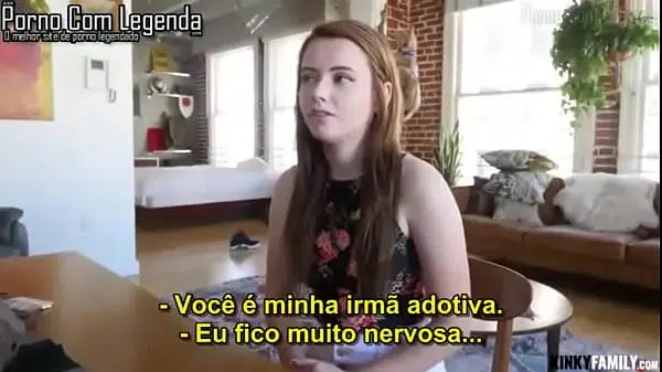 Irmã mais nova convence meio irmão a fuder ela
